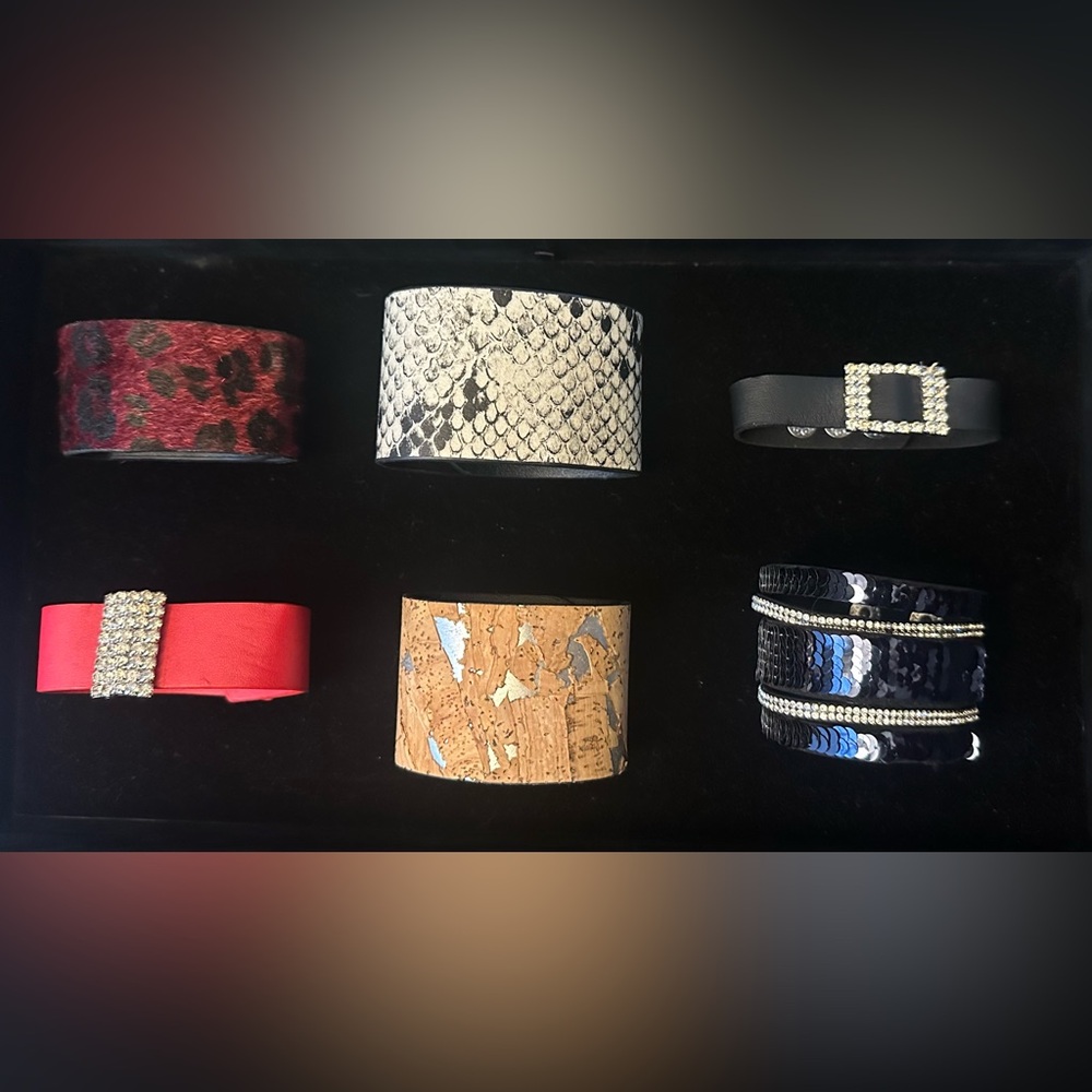 Elegant Cuff Bracelets Set
